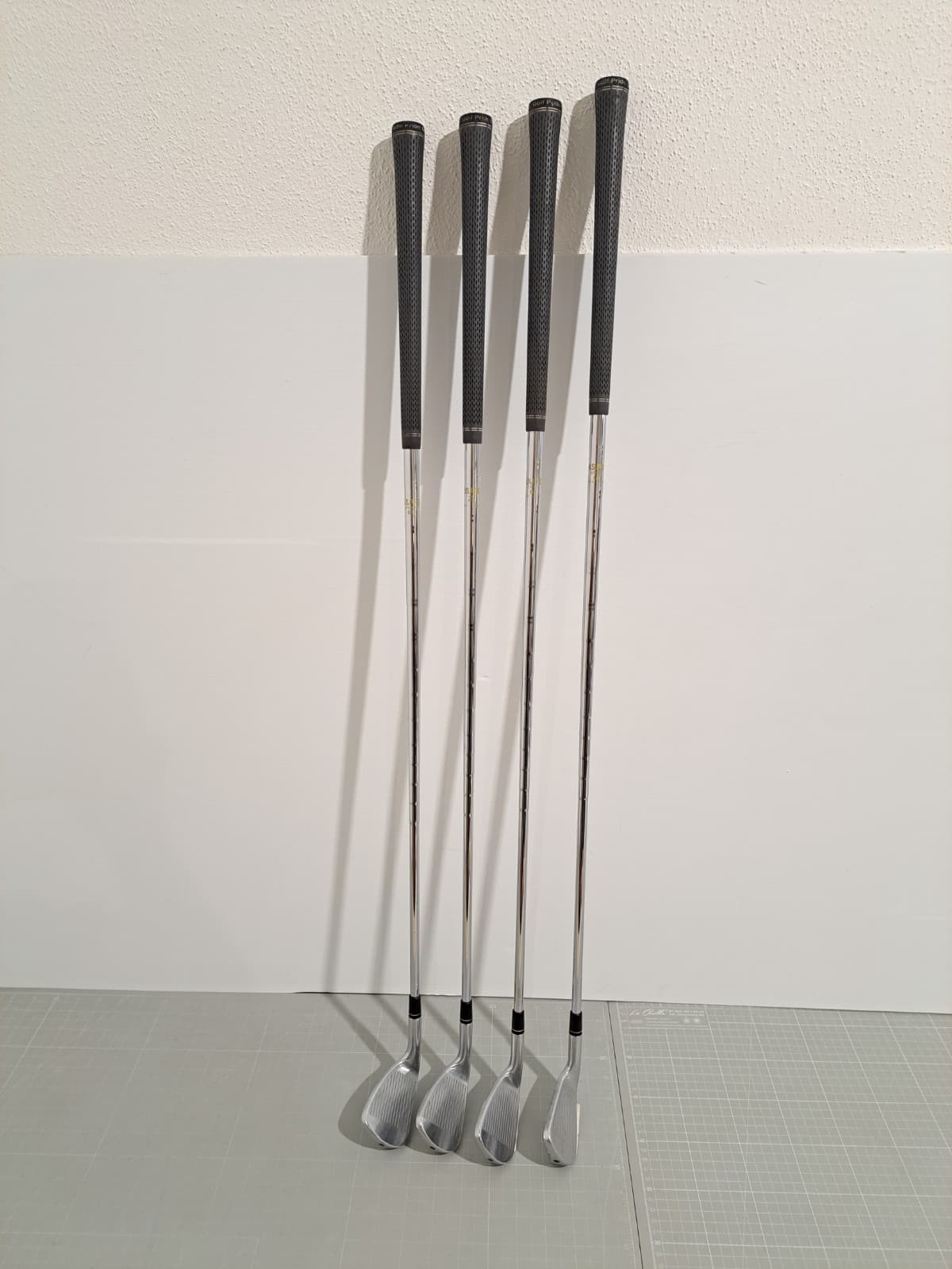 TaylorMade P790 Eisensatz 7-PW N.S. Pro 850GH R-Flex RH Gebraucht Golf Set